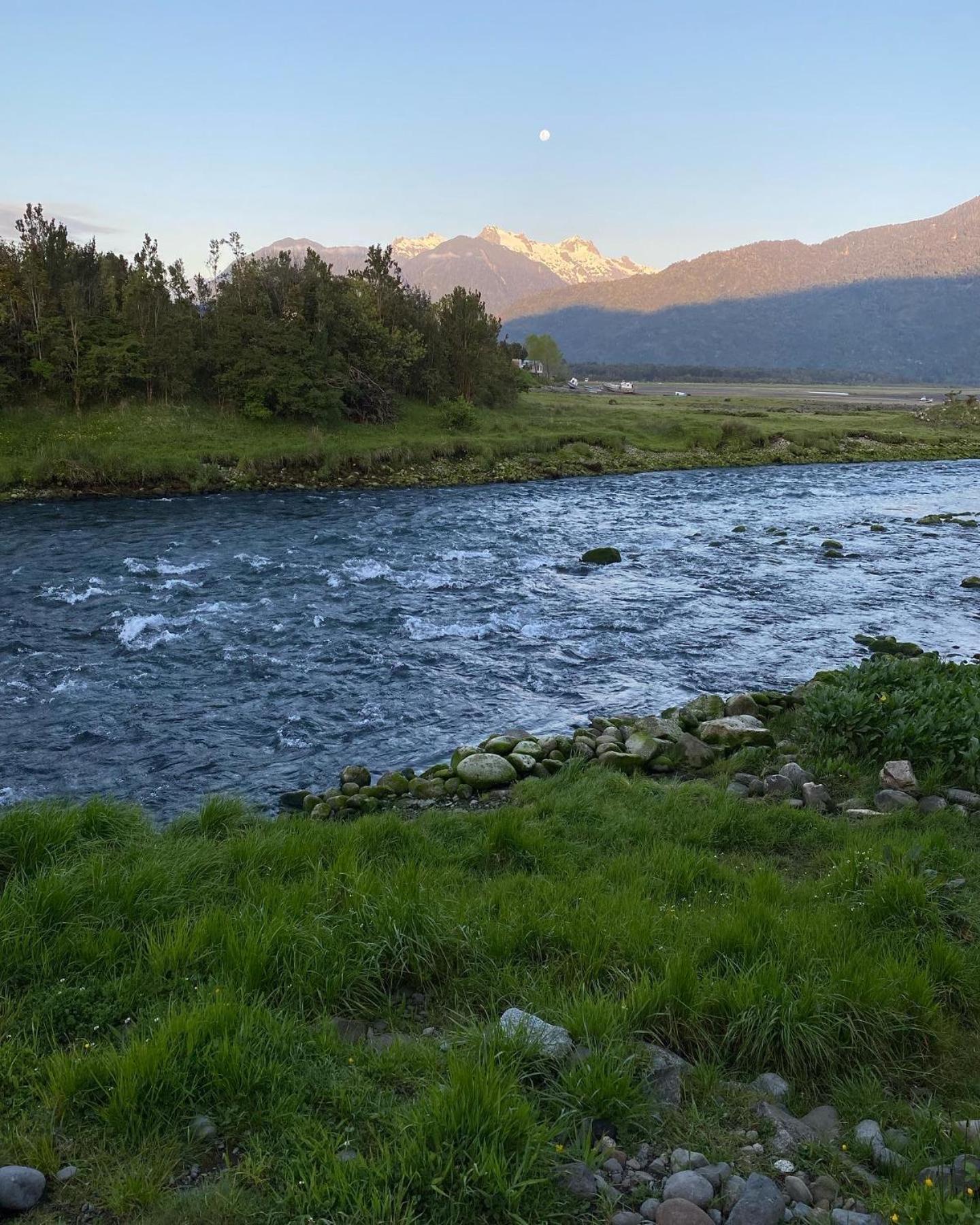 Cabanas & Tinajas Entre Volcanes Hornopiren Εξωτερικό φωτογραφία